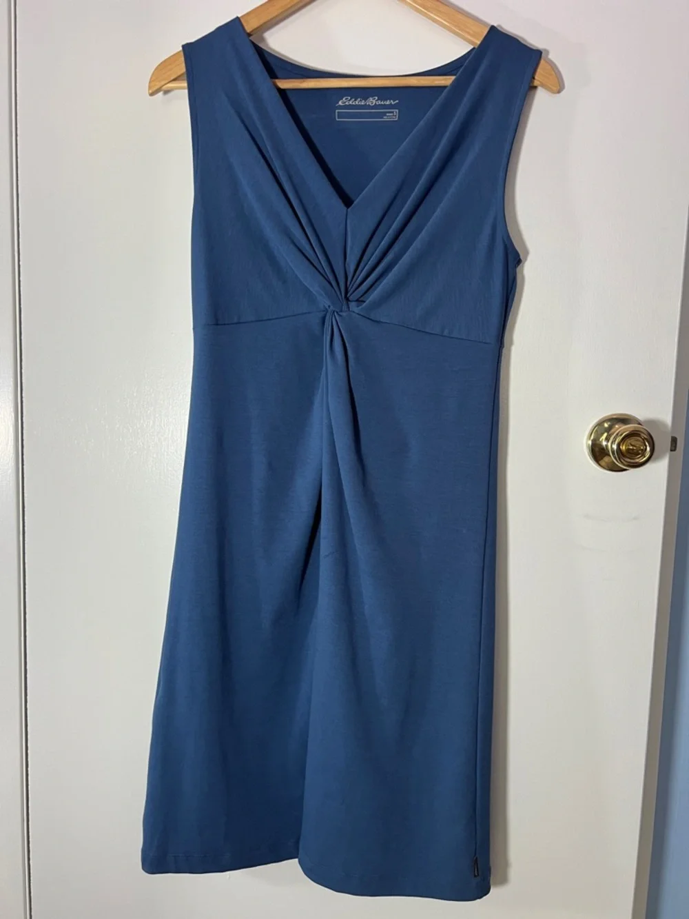 NWOT Eddie Bauer Sleeveless V-Neck Twist-Front Dress — Slate Blue size small